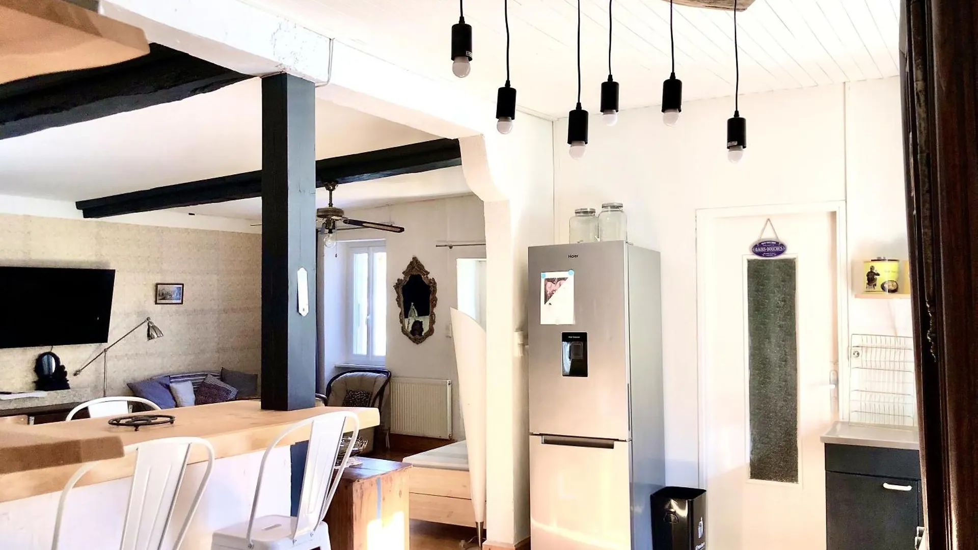 Holiday home Charmante Et Elegante Ferme Renovee Dourgne